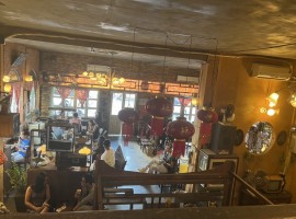 Mặt tiền Âu Dương Lân p3, q4